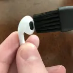 Come pulire gli auricolari in modo efficace