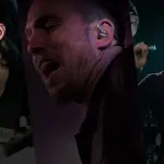 Perché i cantanti usano gli auricolari?